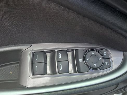 Used 2024 Chevrolet Malibu LT FWD image 9