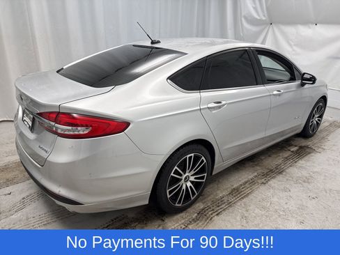 Used 2018 Ford Fusion S image 3
