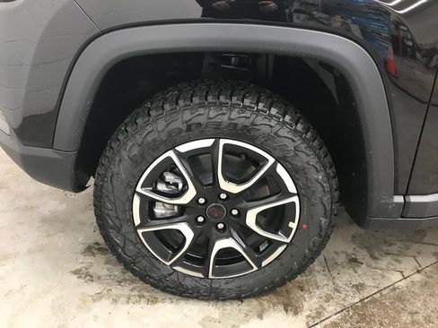 New 2026 Jeep Compass Trailhawk w/ Sun, Sound & Navigation Group image 48