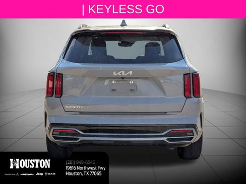 Used 2023 Kia Sorento SX FWD image 5