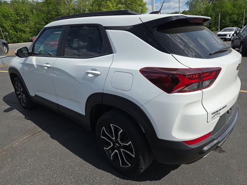 Used 2023 Chevrolet TrailBlazer ACTIV FWD image 5