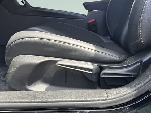 Used 2025 Honda Civic Sport image 16