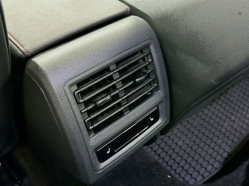 Used 2022 Volkswagen GTI Autobahn image 27