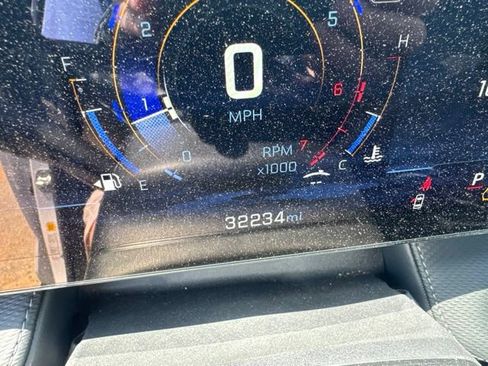 Used 2025 Chevrolet Equinox LT FWD image 16