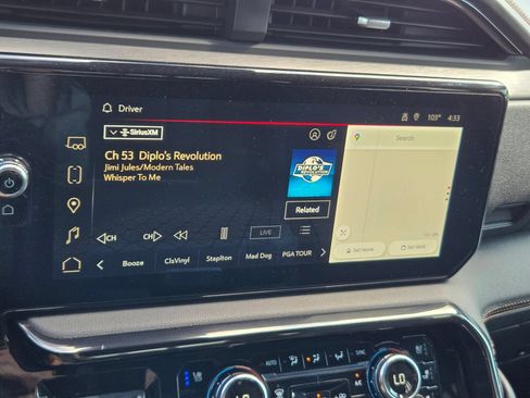 Certified 2024 GMC Sierra 1500 AT4 w/ Technology Package AWD/4WD image 15