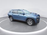 Used 2025 Chevrolet Equinox LT w/ Convenience Package II image 2
