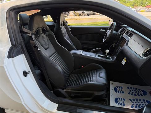 Used 2013 Ford Mustang Shelby GT500 image 48