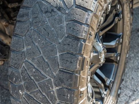 Used 2018 RAM 2500 Laramie w/ Sport Appearance Group image 16