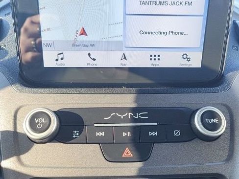 Used 2020 Ford Transit Connect XLT image 3