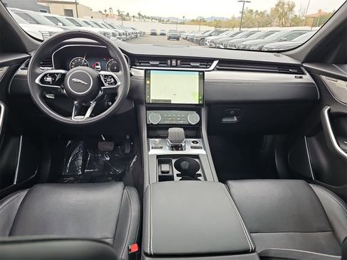 Used 2024 Jaguar F-PACE R-Dynamic S image 14