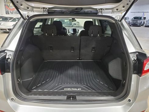 Used 2020 Chevrolet Equinox LS w/ LS Convenience Package image 40