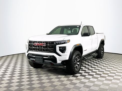 Used 2024 GMC Canyon AT4X image 3