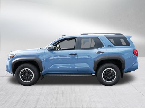 Certified 2026 Toyota 4Runner TRD Off-Road Premium AWD/4WD image 4