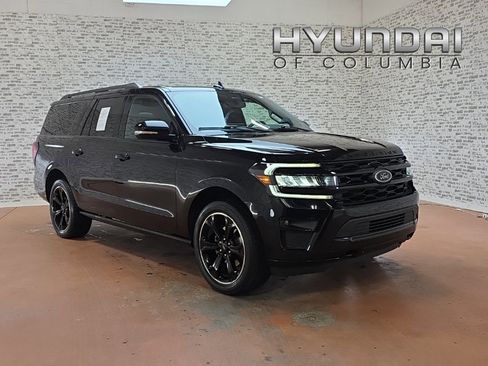 Used 2022 Ford Expedition Max Limited image 1