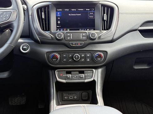 Used 2024 GMC Terrain AT4 w/ Tech Package AWD/4WD image 11