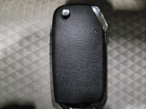 Used 2025 Kia Soul LX image 32