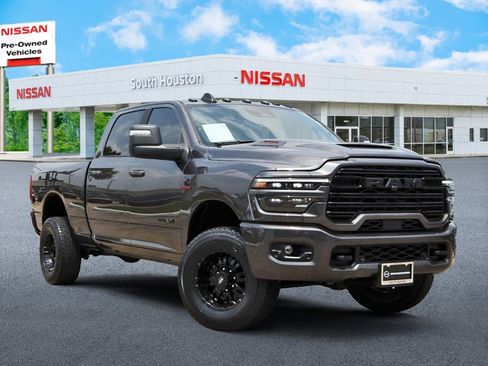 Used 2025 RAM 2500 Laramie w/ Night Edition AWD/4WD image 1