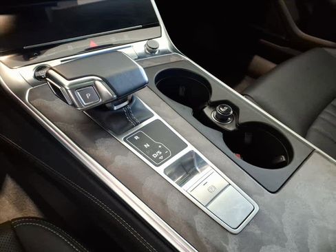 Used 2024 Audi A7 3.0T Premium Plus image 13