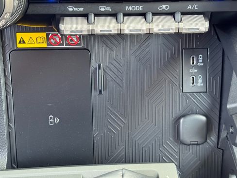 Used 2026 Toyota 4Runner TRD Sport Premium AWD/4WD image 33