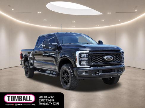 Used 2026 Ford F250 Lariat w/ Black Appearance Package AWD/4WD image 1