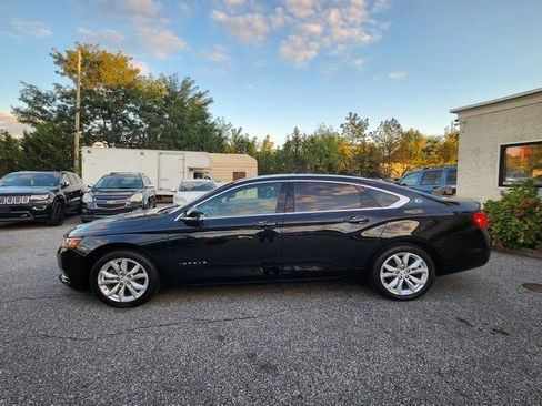 Used 2017 Chevrolet Impala LT image 4