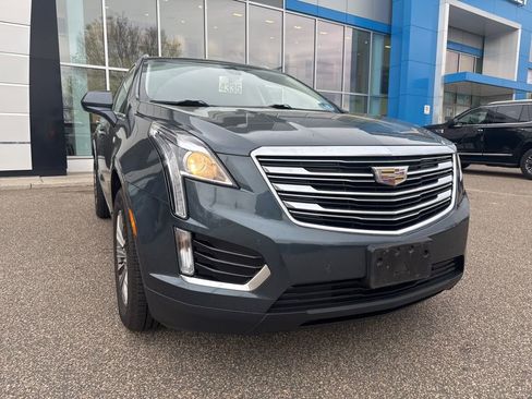 Used 2019 Cadillac XT5 Luxury AWD/4WD image 2