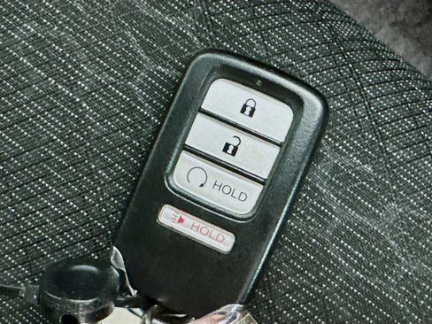 Used 2024 Honda Ridgeline Sport image 34