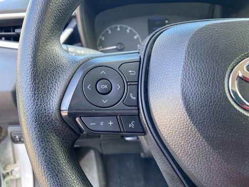 Used 2024 Toyota Corolla LE image 19