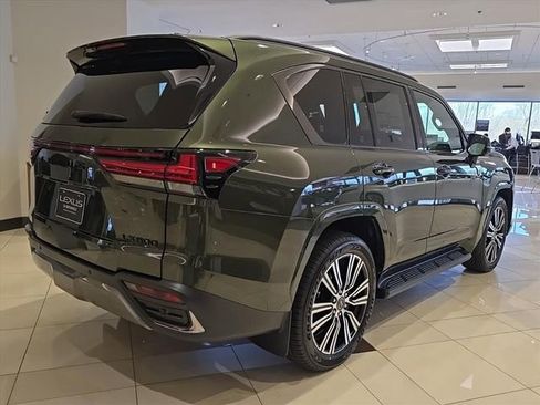 New 2026 Lexus LX 600 4WD w/ Luxury Package image 8