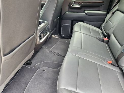 Used 2024 GMC Sierra 1500 SLT w/ SLT Premium Plus Package AWD/4WD image 30