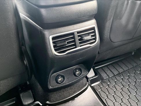 Used 2022 Hyundai Santa Fe SEL w/ Convenience Package image 32