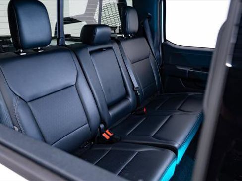 Used 2025 Ford F150 Lariat w/ Equipment Group 501A Mid image 26