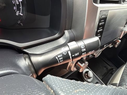 Used 2021 Toyota 4Runner SR5 Premium w/ Moonroof Package AWD/4WD image 22