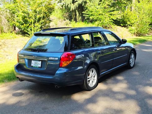 Used 2005 Subaru Legacy 2.5i AWD/4WD image 5