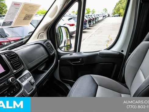 Used 2025 RAM ProMaster 2500 w/ Convenience Group FWD image 38