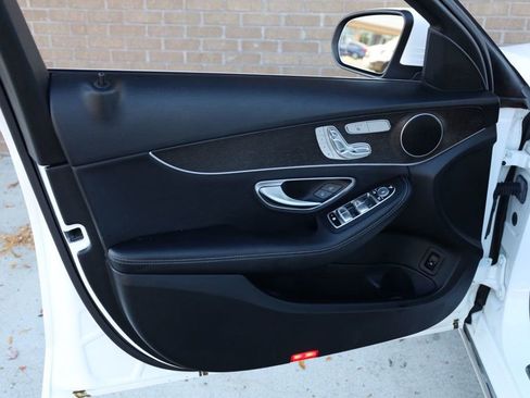 Used 2020 Mercedes-Benz C 300 4MATIC Sedan image 24