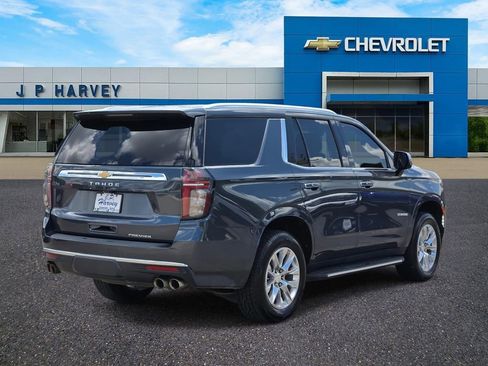 Used 2021 Chevrolet Tahoe Premier w/ Premium Package image 3