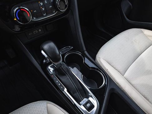 Used 2023 Buick Encore GX Preferred w/ Cold Weather Comfort Package image 9