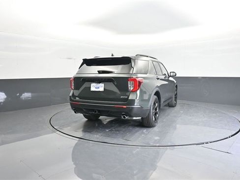 Used 2023 Ford Explorer ST-Line w/ Class IV Trailer Tow Package image 7