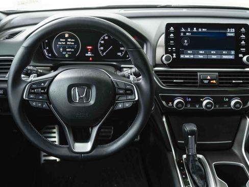 Used 2019 Honda Accord Sport image 19