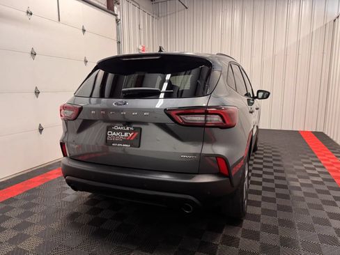 Used 2025 Ford Escape ST-Line w/ Tech Pack #1 AWD/4WD image 16