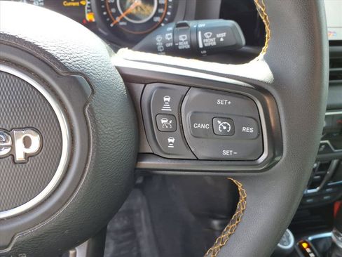 Used 2024 Jeep Wrangler Willys image 20