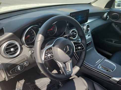 Used 2020 Mercedes-Benz GLC 300 image 23