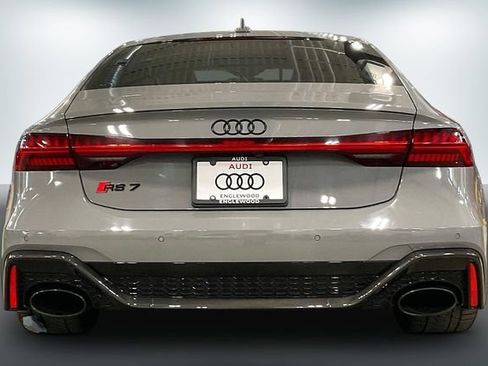 Used 2023 Audi RS 7 Sportback AWD/4WD image 4