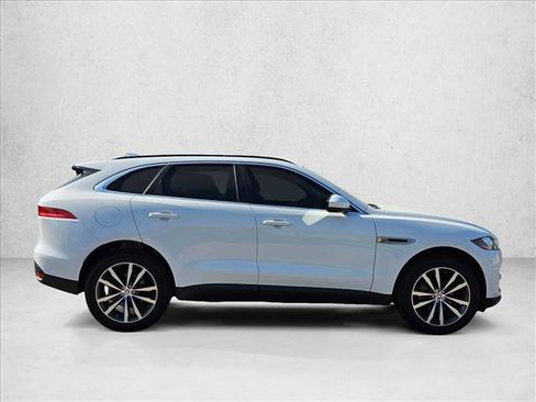 Used 2019 Jaguar F-PACE Prestige AWD/4WD image 4