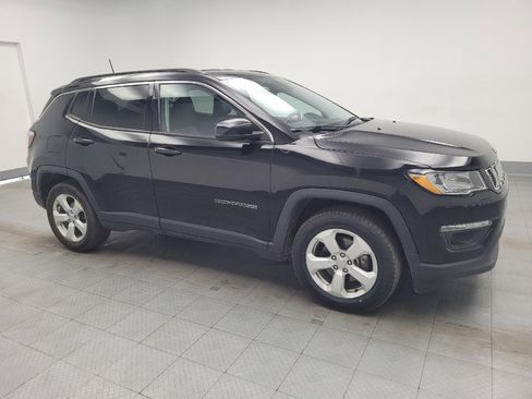 Used 2018 Jeep Compass Latitude w/ Popular Equipment Group image 11