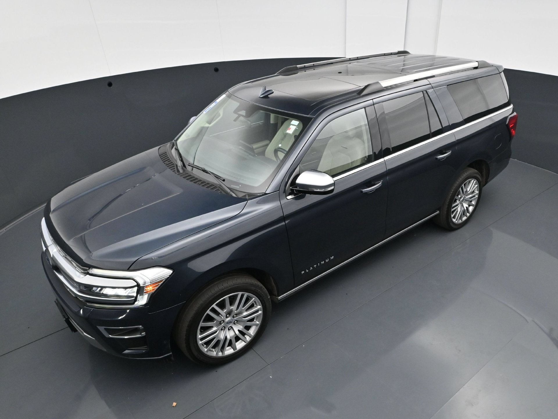Used 2024 Ford Expedition Max Platinum AWD/4WD image 42