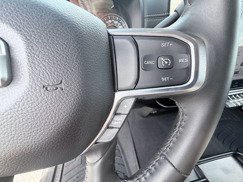 Used 2024 RAM 2500 Laramie image 16