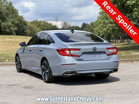 Used 2022 Honda Accord Sport image 5