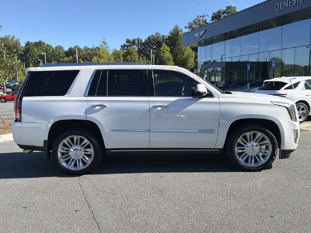 Used 2019 Cadillac Escalade Platinum RWD image 9